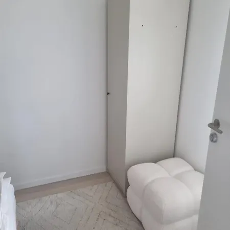 Private In Shared Modern - Hideaway Ubytování v soukromí