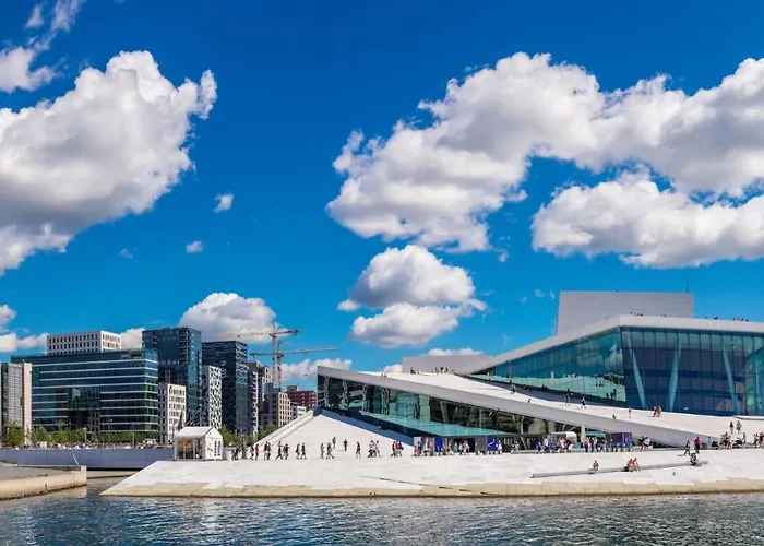 Private In Shared Modern - Hideaway *